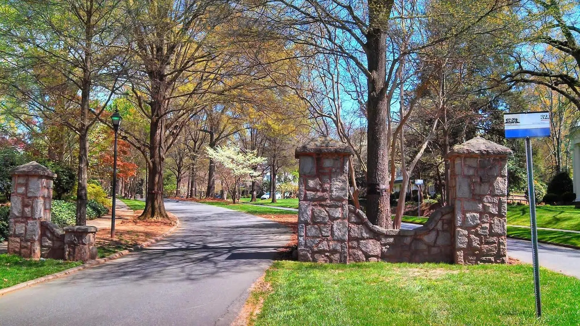 Experience Myers Park In Style Villa Charlotte 0*,  United States
