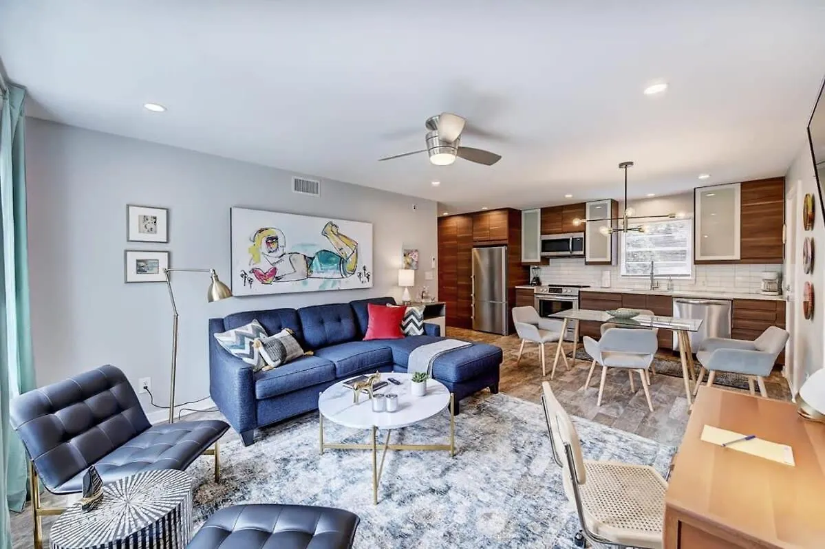 Experience Myers Park In Style Villa Charlotte Holiday home