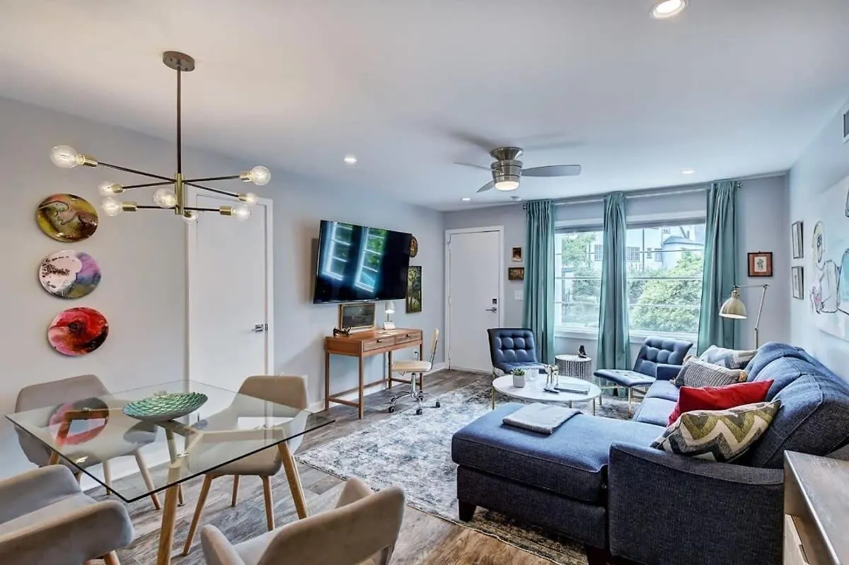 Experience Myers Park In Style Villa Charlotte USA